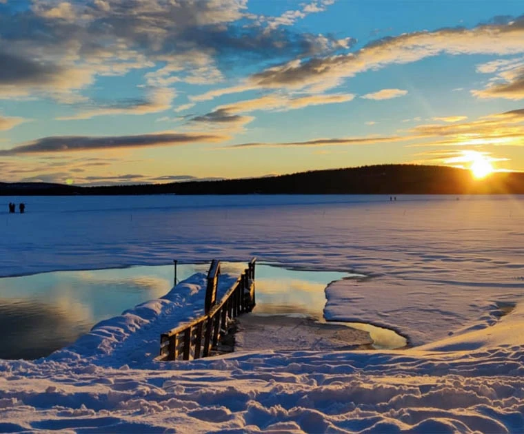 Le lac Jerijärvi, décor de cette semaine de découvertes scientifiques